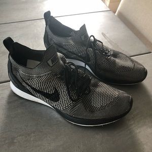 Nike Flyknit Size 13